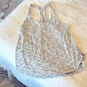 Lululemon split hem tank size 10 heathered gray